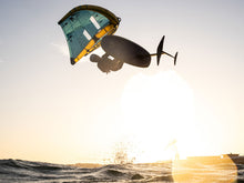 Lade das Bild in den Galerie-Viewer, action_shot