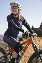 Cargar imagen en el visor de la galería, ION MTB Jersey Traze Amp AFT Long Sleeve Women 2023
