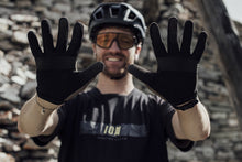 Lade das Bild in den Galerie-Viewer, MTB Handschuhe ION Logo
