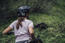 Carica l&#39;immagine nel visualizzatore di Gallery, Maglia MTB a maniche corte Traze Donna
