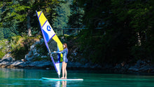 Lade das Bild in den Galerie-Viewer, action_shot
