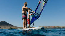 Lade das Bild in den Galerie-Viewer, action_shot