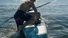 Lade das Bild in den Galerie-Viewer, action_shot