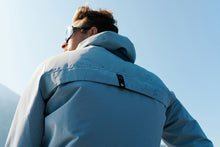 Lade das Bild in den Galerie-Viewer, action_shot