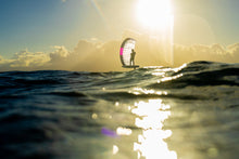 Carica l'immagine nel visualizzatore di Gallery, action_shot