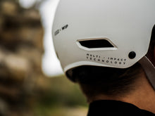 Carica l'immagine nel visualizzatore di Gallery, action_shot
