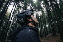 Lade das Bild in den Galerie-Viewer, MTB Helmet Traze Amp MIPS
