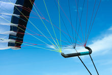 Lade das Bild in den Galerie-Viewer, action_shot