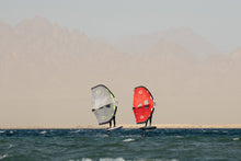 Lade das Bild in den Galerie-Viewer, action_shot
