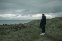 Charger l'image dans la galerie, action_shot