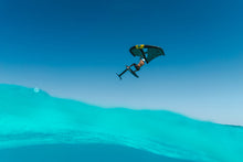 Lade das Bild in den Galerie-Viewer, action_shot