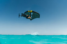Lade das Bild in den Galerie-Viewer, action_shot