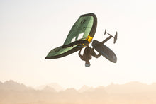Lade das Bild in den Galerie-Viewer, action_shot