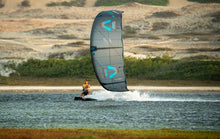 Lade das Bild in den Galerie-Viewer, action_shot