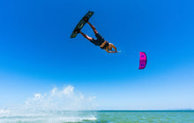 Lade das Bild in den Galerie-Viewer, action_shot
