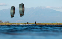Carica l'immagine nel visualizzatore di Gallery, action_shot