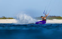 Lade das Bild in den Galerie-Viewer, action_shot
