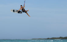 Carica l'immagine nel visualizzatore di Gallery, action_shot