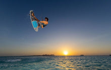 Carica l'immagine nel visualizzatore di Gallery, action_shot
