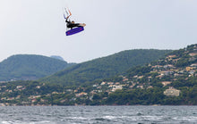 Carica l'immagine nel visualizzatore di Gallery, action_shot