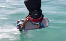 Lade das Bild in den Galerie-Viewer, action_shot