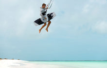 Carica l'immagine nel visualizzatore di Gallery, action_shot