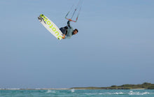 Carica l'immagine nel visualizzatore di Gallery, action_shot