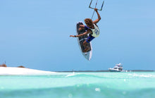 Lade das Bild in den Galerie-Viewer, action_shot