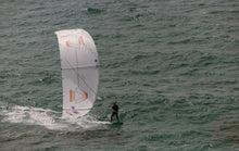 Lade das Bild in den Galerie-Viewer, action_shot